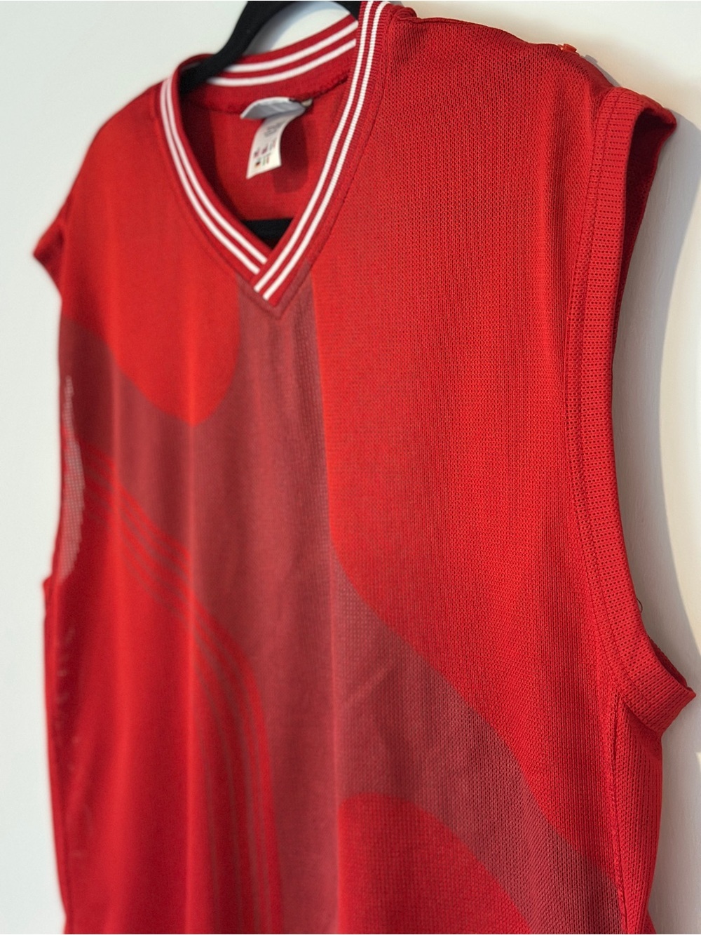 Vintage Reebok Red Sweater Vest | Size Large | Sporty V-Neck Knit - Picture 3 of 14